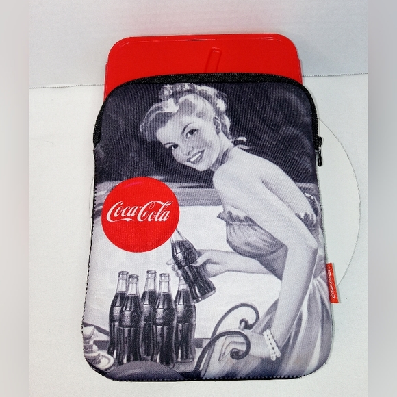 COCA COLA INSULATED LUNCHBOX - Picture 3 of 5